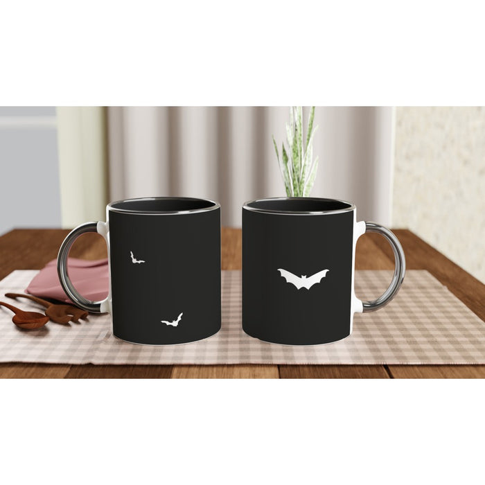 Tasse mit Fledermäusen - schwarz/weiß, verschiedene Farben