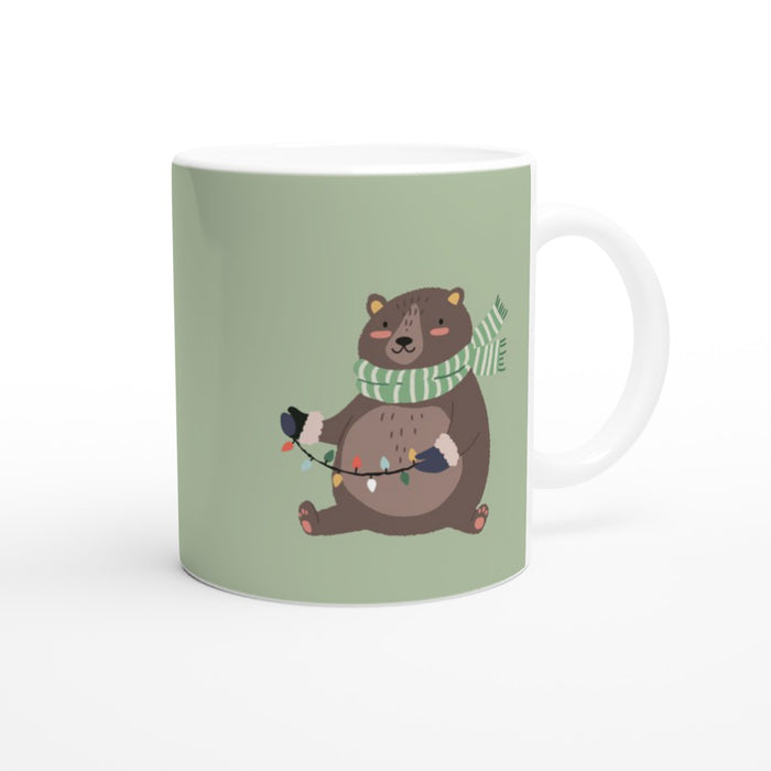 Tasse Winterbär - süßer Bär mit Schal und Lichterkette, grün