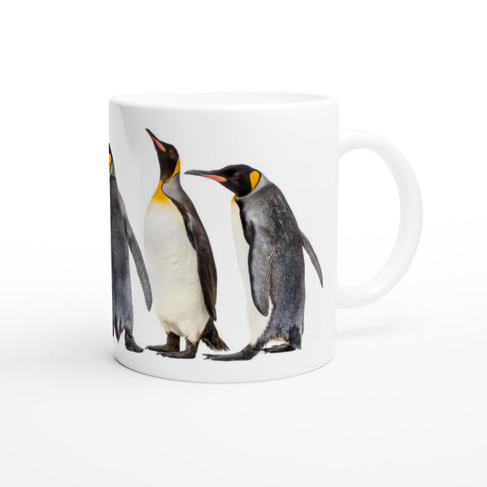 Tasse mit Pinguinen in einer Gruppe