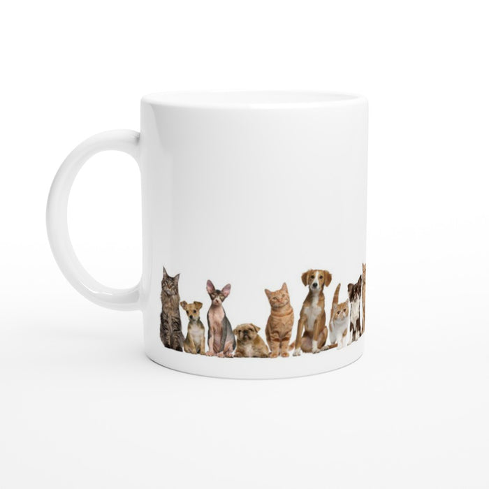 Tasse mit Hunden und Katzen